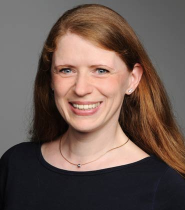 Dr. Claudia Durmus Dr. Claudia Durmus